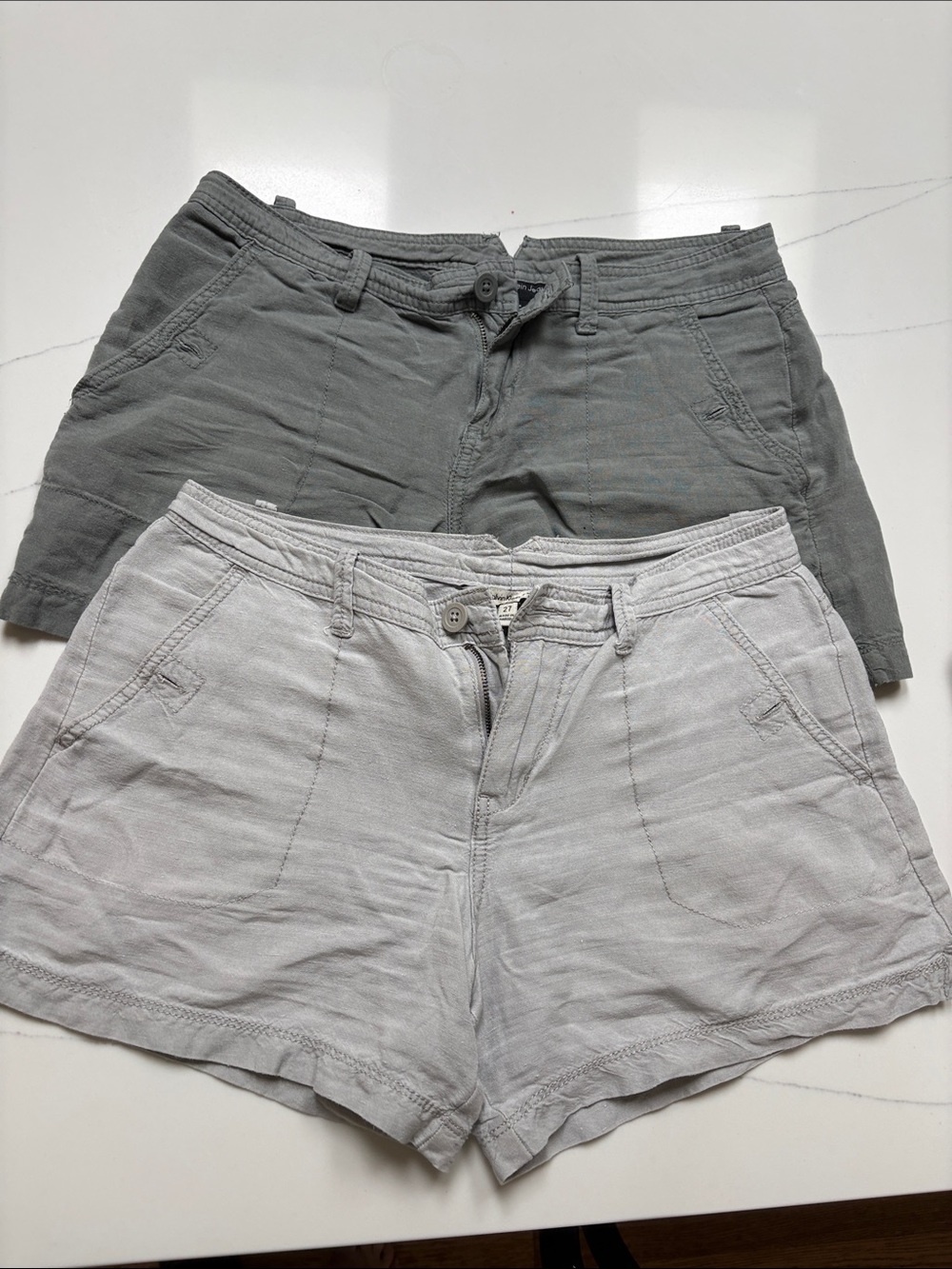 Calvin Klein Women’s Linen blend Shorts — Light Gray & Dusty Green